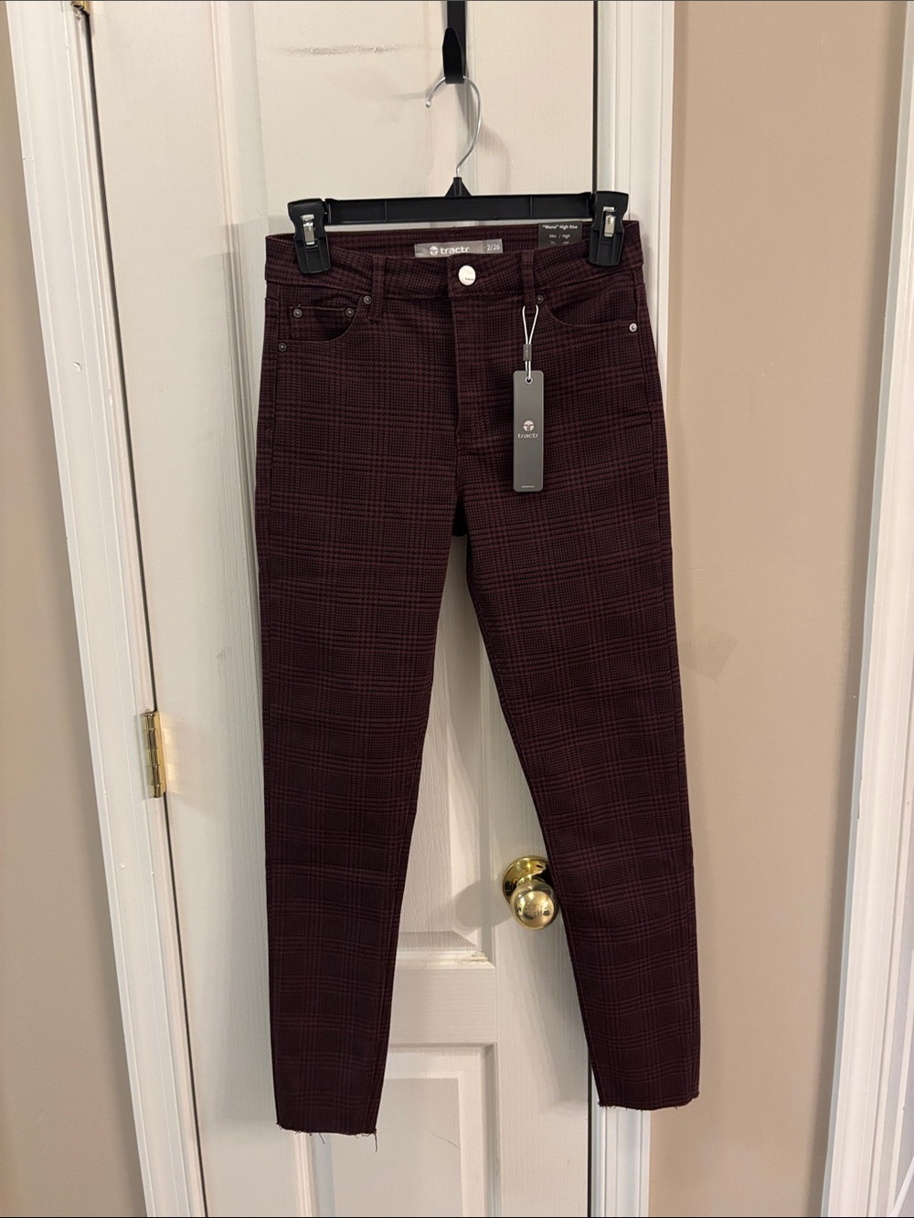 Nwt Tractr Women's Plaid Skinny Jeans - Burgundy 2/26